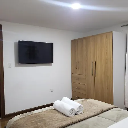 Departamento Completo Con Hermosa Vista De La Ciudad Cuenca Exterior foto