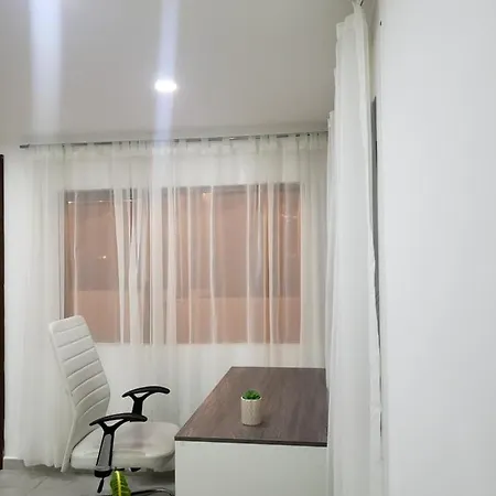 Departamento Completo Con Hermosa Vista De La Ciudad Cuenca Exterior foto